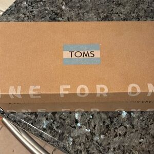 Classic dark denim Toms